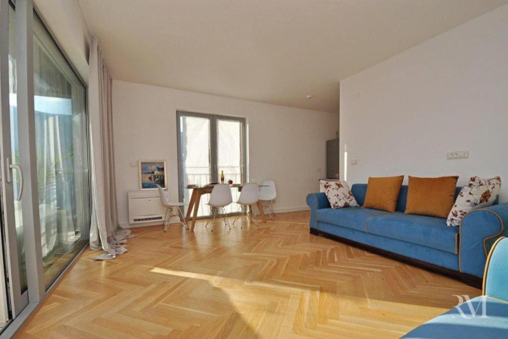 Ds Apartment Dobrota Bagian luar foto